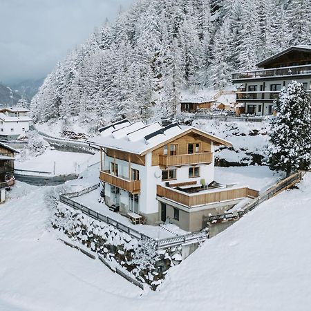 Ferienhaus Fruehlingsheim Зёльден Экстерьер фото